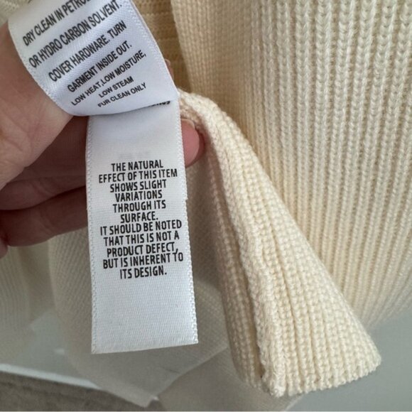 St. John Wool Blend Sleeveless Cardigan Sweater - Picture 7 of 8